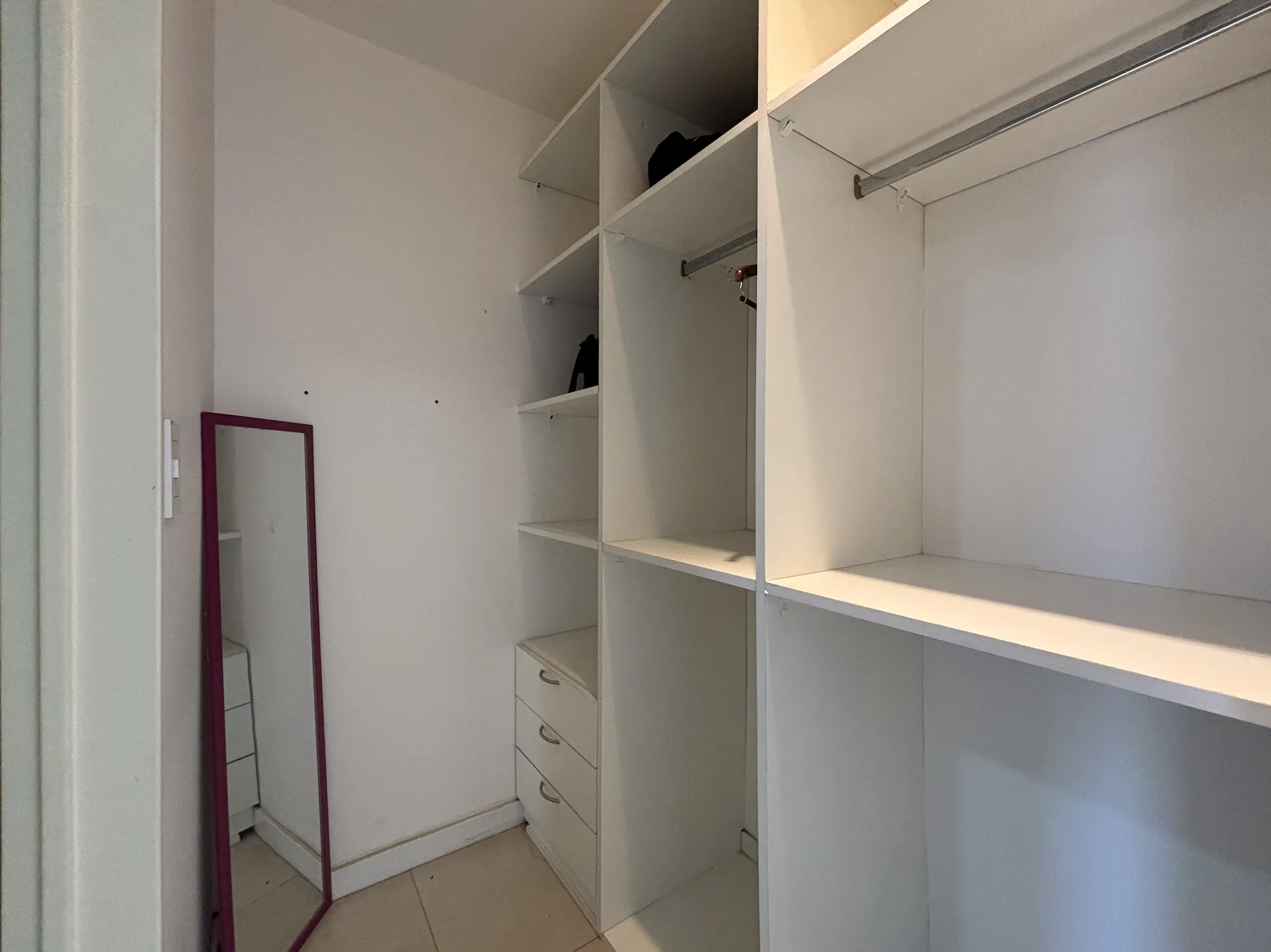 Venta monoambiente con cochera · Barrio La Nazarena · Pilar - Foto 6