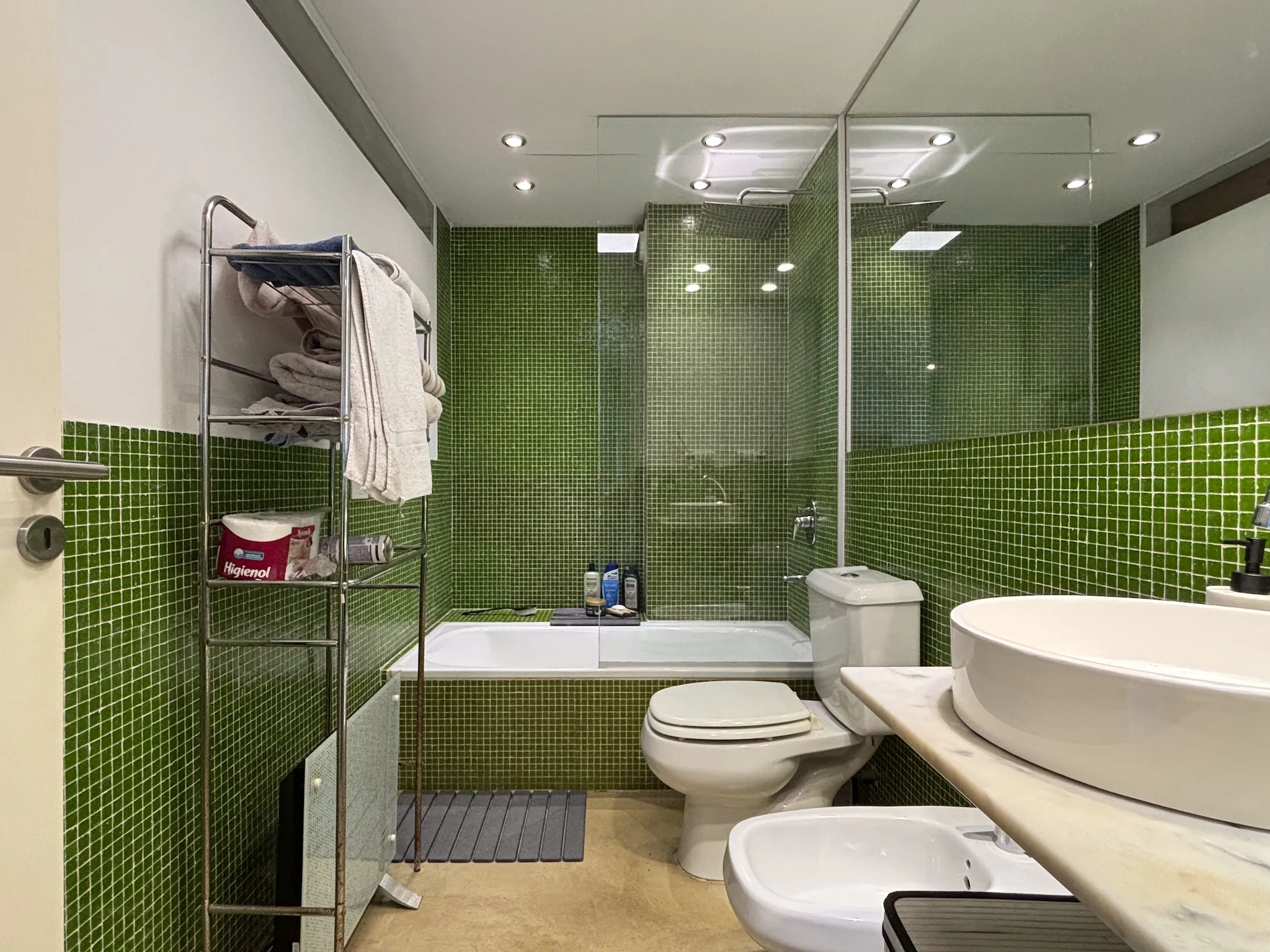 Venta departamento 2 ambientes · Balcón · Cochera cubierta · Terraza · Coghlan - Foto 6