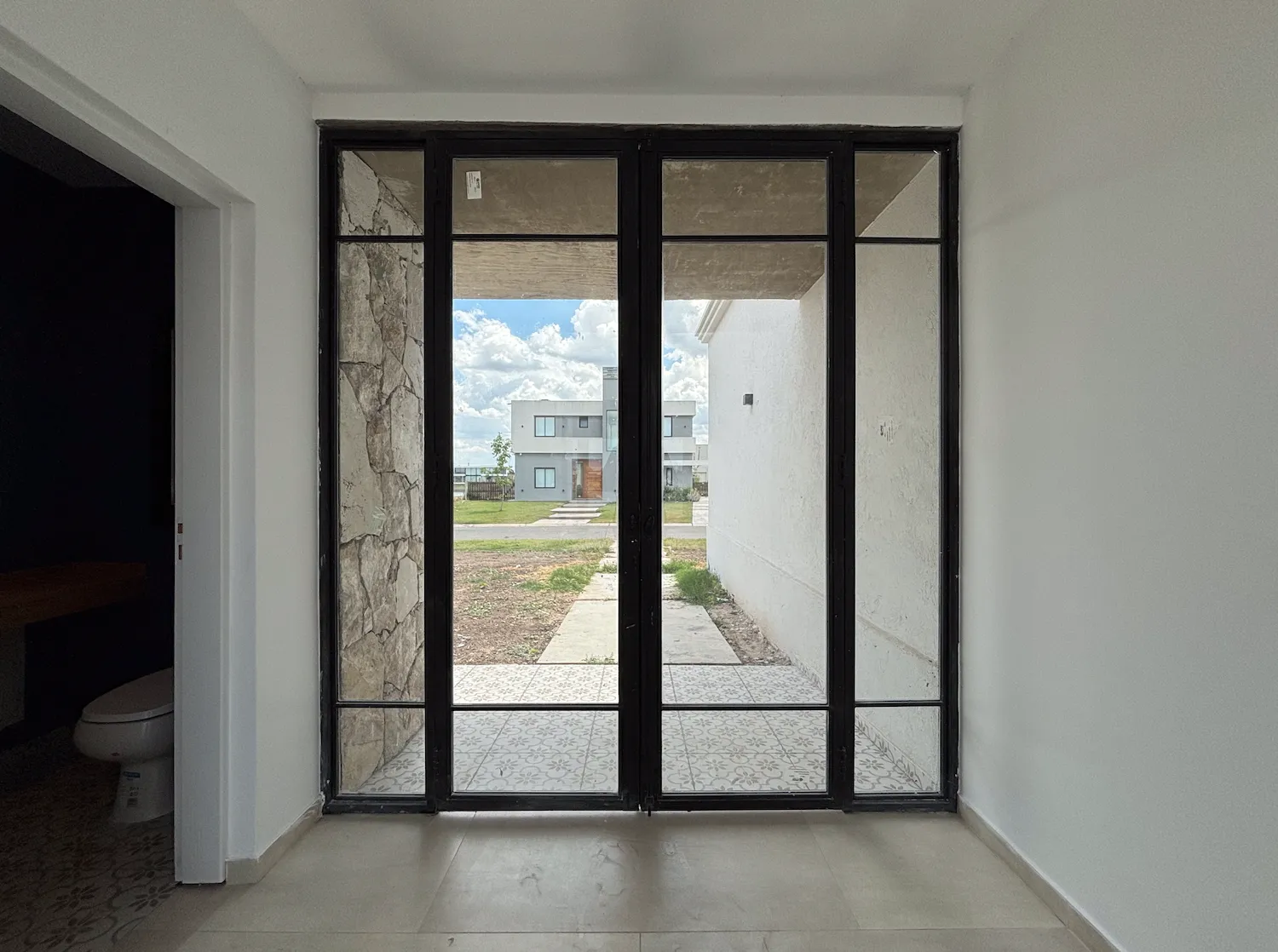 Casa a estrenar · Al lago · 4 Ambientes · Pileta · San Sebastián · Escobar - Foto 3