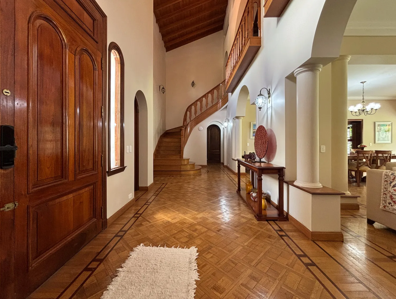 Venta Casa 8 ambientes · Quincho · Pileta · Mirador · Acassuso · San Isidro - Foto 2