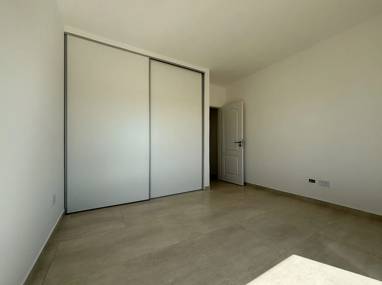 Casa a estrenar · Al lago · 4 Ambientes · Pileta · San Sebastián · Escobar - Foto 17
