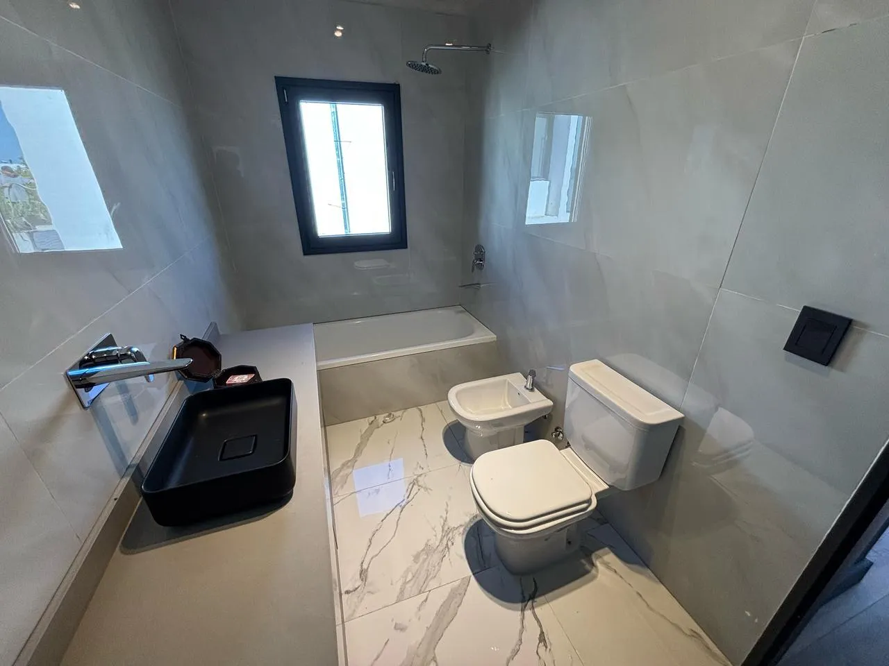 Casa a estrenar al lago · 5 dormitorios · Puertos del Lago · Barrio Marinas - Foto 40