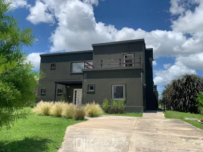 Casa · 3 dormitorios · Pileta · Vista al golf · El Cantón · Barrio Golf