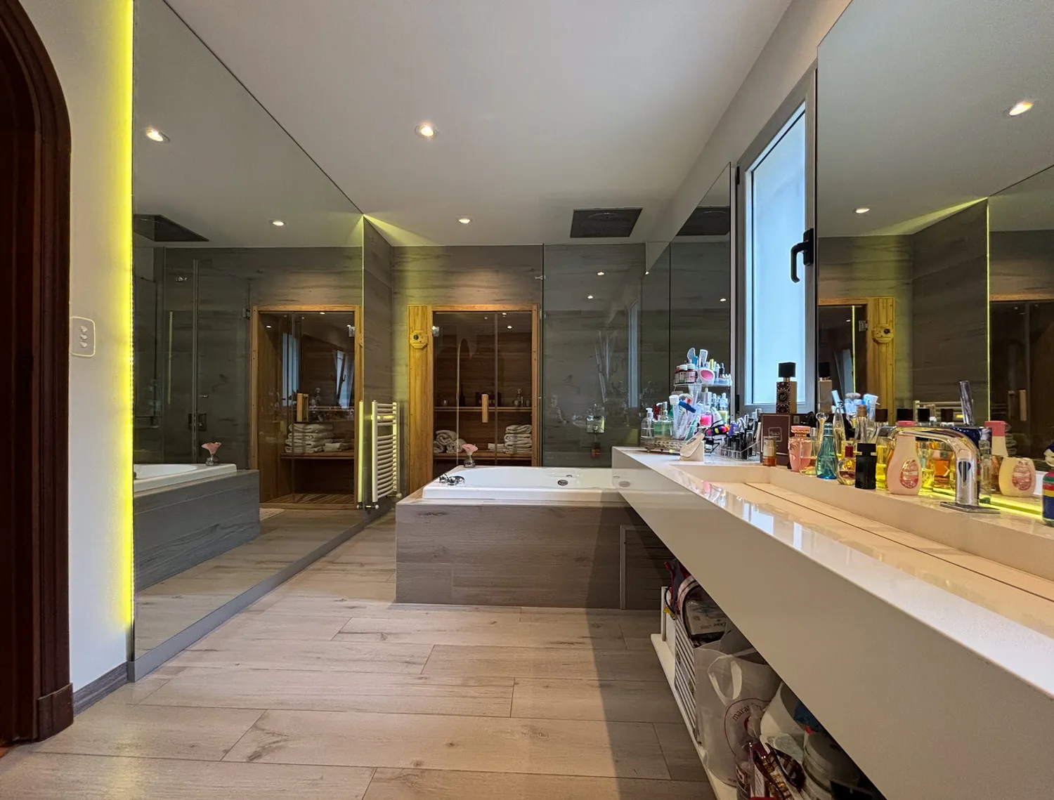 Venta Casa 8 ambientes · Quincho · Pileta · Mirador · Acassuso · San Isidro - Foto 15